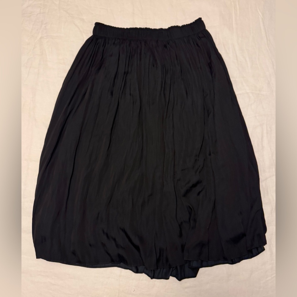 GAP black satin midi skirt